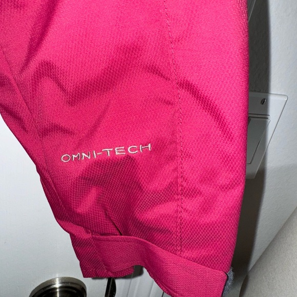 Women's Columbia Omni-Tech Faux Fur Lined Parka Size Medium - Picture 2 of 11